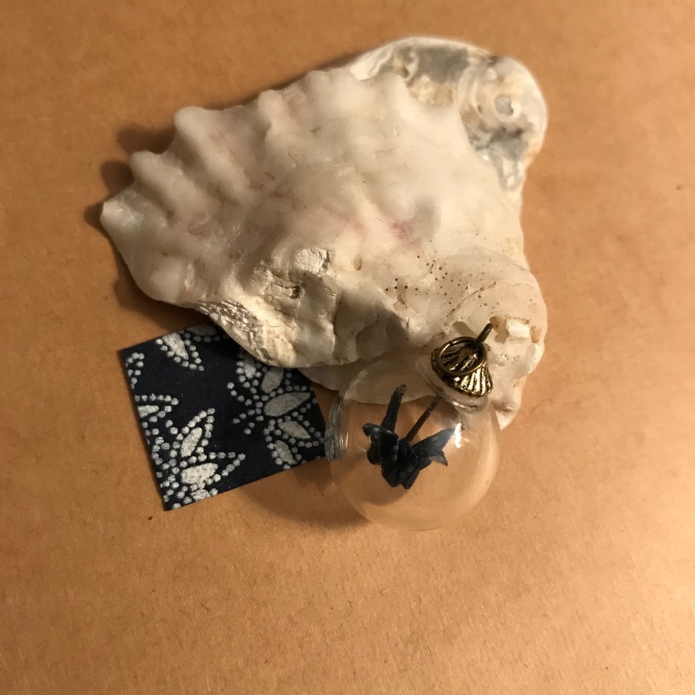 Handmade✨ Japanese Origani Crane in a Jar Pendant - Picture 3 of 5
